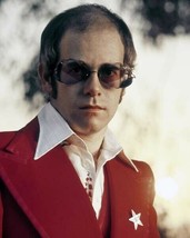 Elton John classic 1970&#39;s portrait in red suit &amp; glasses 16x20 Poster - £19.92 GBP