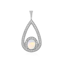 Jewelry of Venus fire  Pendant of Goddess Isis Welo opal silver pendant - £556.35 GBP