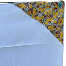 Vintage Farmhouse Linen Tablecloth Yellow Brown White Floral 32x35 Square - $8.09
