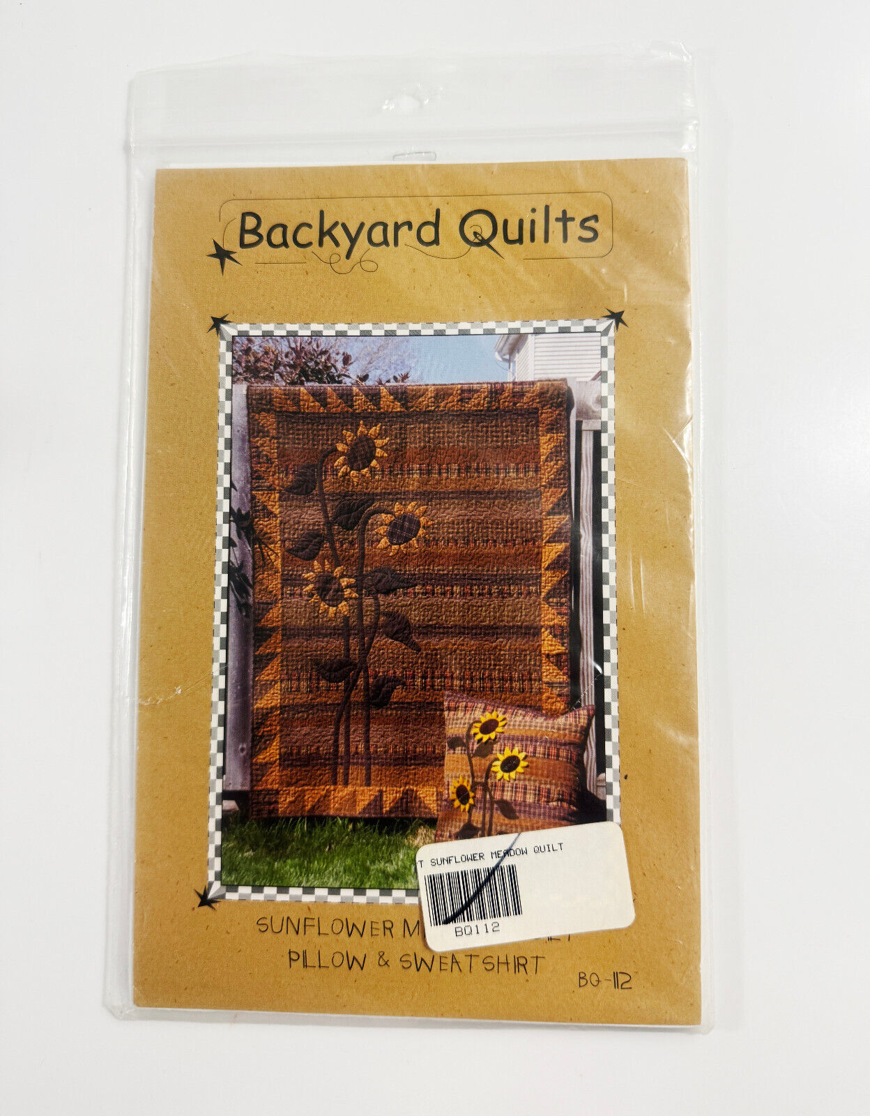 Backyard Quilts QUILTING PATTERN SEWING SUNFLOWER MEADOW SWEATSHIRT PILL... - $5.45