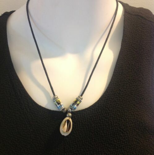 native indian Hand Made necklace With Sea Shell 20&quot;  2013 - $8.99