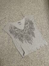 Tokyo Darling Women’s Off White Knit Short Sleeve Top Mandala Size Small - $126.04 MXN