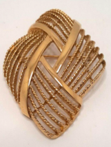 Monet Signed Gold Tone Diamond Shape Brooch 1.75&quot; Wide 2.5&quot; Tall Vintage - £10.30 GBP