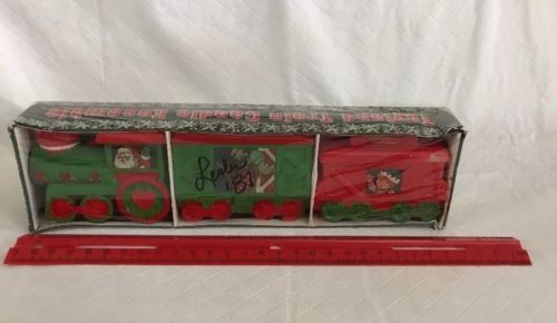 Vintage Jasco 1987 Christmas Train Candles 3 Pc  In Original Packaging Red Green - $19.99