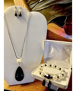 &quot;Reinvented Vintage&quot; Black Faceted and Pearl Drop Pendant, Bracelet and ... - £15.80 GBP