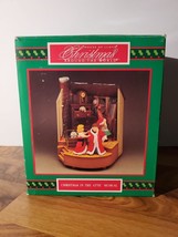 House of Lloyd 1991 Christmas in the Attic Animated Musical Christmas - £23.35 GBP
