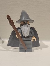 LEGO Lord of the Rings Gandalf the Grey with Staff and Cape from Dimensi... - £8.91 GBP
