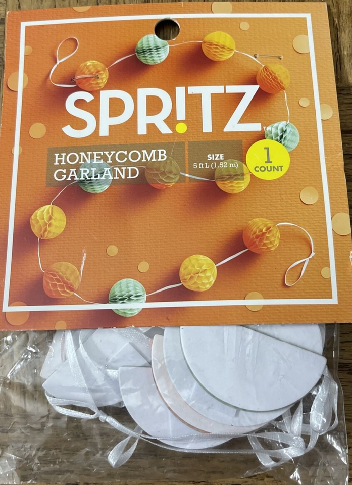 Spritz Honeycomb 5ft Garland Decoration-Brand New-SHIPS N 24 HOURS - $11.76