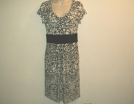 Ellen Tracy Dress Size 4, Black and Cream Floral, Cap Sleeves, Knee Length - £11.84 GBP