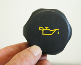 2003-2006 porsche cayenne 4.5l v8 engine oil filler valve cap cover plug... - $541.19 MXN