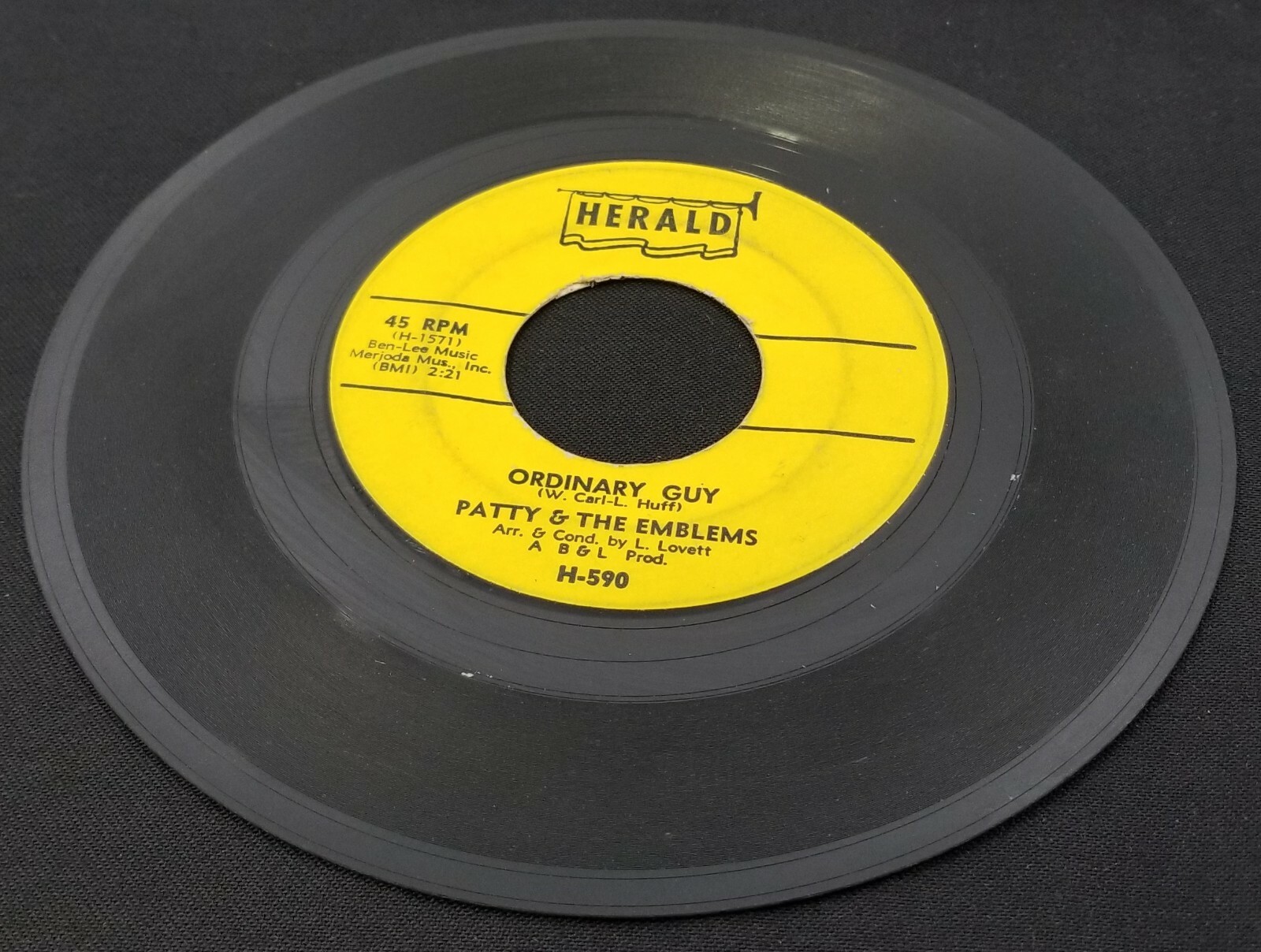 N) Patty &amp; The Emblems - Mixed-Up Shook-Up Girl - Ordinary - 45 RPM Viny... - $4.94