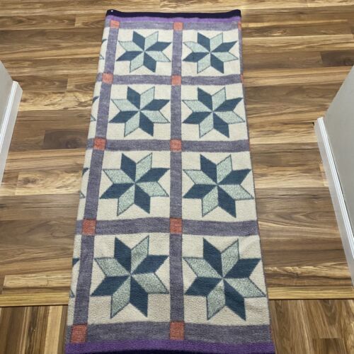 Biederlack Stadium Snuggy Throw Wearable Blanket New England Star Dorm USA VTG Blankets