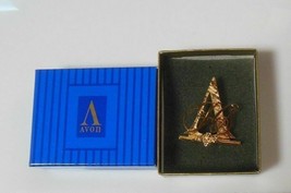 Vintage Avon Honor Society Letter A Brooch/Pin 1992 - £7.49 GBP