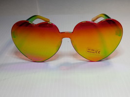 1906 NewHighs Heart Shaped Rainbow Fashion Sunglasses - £16.00 GBP