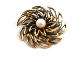 Classy Vintage Napier Sterling Silver Vermeil Real Pearl Brooch - £35.77 GBP