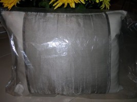 Calvin Klein 100% Silk CREAM/METALIC Mesh Wrap 12&quot; X 15&quot; Throw Pillow - £49.11 GBP