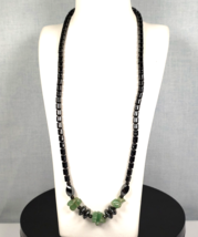 Vintage Hematite and Jadeite Beaded Barrel Clasp 16&quot; Choker Necklace - €33,40 EUR