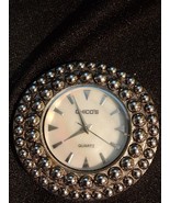 CHICO&#39;S Silvertone Ladies/Woman&#39;s watch No Band,new Battery, Works Great! - $189.99 MXN