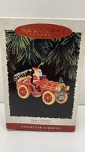 Hallmark &#39;Santa&#39;s Roadster&#39; Here Comes Santa 1995 Ornament 17th In Series  - $9.85