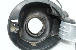 2006-2009 VOLKSWAGEN GOLF RABBIT FUEL FILLER DOOR ASSEMBLY WITH GAS CAP H1699 image 15