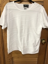 Sag Harbor White S/S Career/Casual Stretch Blouse Small - $10.00