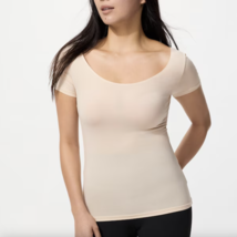 UNIQLO Women&#39;s AIRism Scoop Neck Short Sleeve T-Shirts - 31 Beige (474006) - $19.98