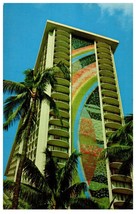 Hilton Rainbow Tower Waikiki Beach Hawaii Postcard - £5.39 GBP