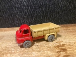 1957 MATCHBOX LESNEY BEDFORD 7 TON TIPPER VERY NICE - $13.56