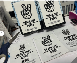 Peace out , pores, acne, acne acne , instant pore perfector :PICK - $4.55 CAD+