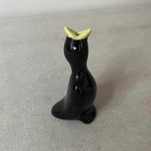Black Pie Vent Bird with Yellow Beak, White Eye 4&quot; Gently Used - $19.50
