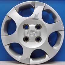 ONE 2001-2003 Hyundai Elantra # 55549 15" Hubcap / Wheel Cover # 529602D100 USED - $24.99