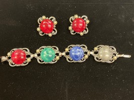 7” Round Stone Vintage Bracelet Surrounded by Filigree with Matching Ear... - $20.52 CAD