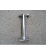 66 DODGE CORONET GRILLE CENTER &quot;I&quot; TRIM 426 HEMI - $1,520.54 MXN