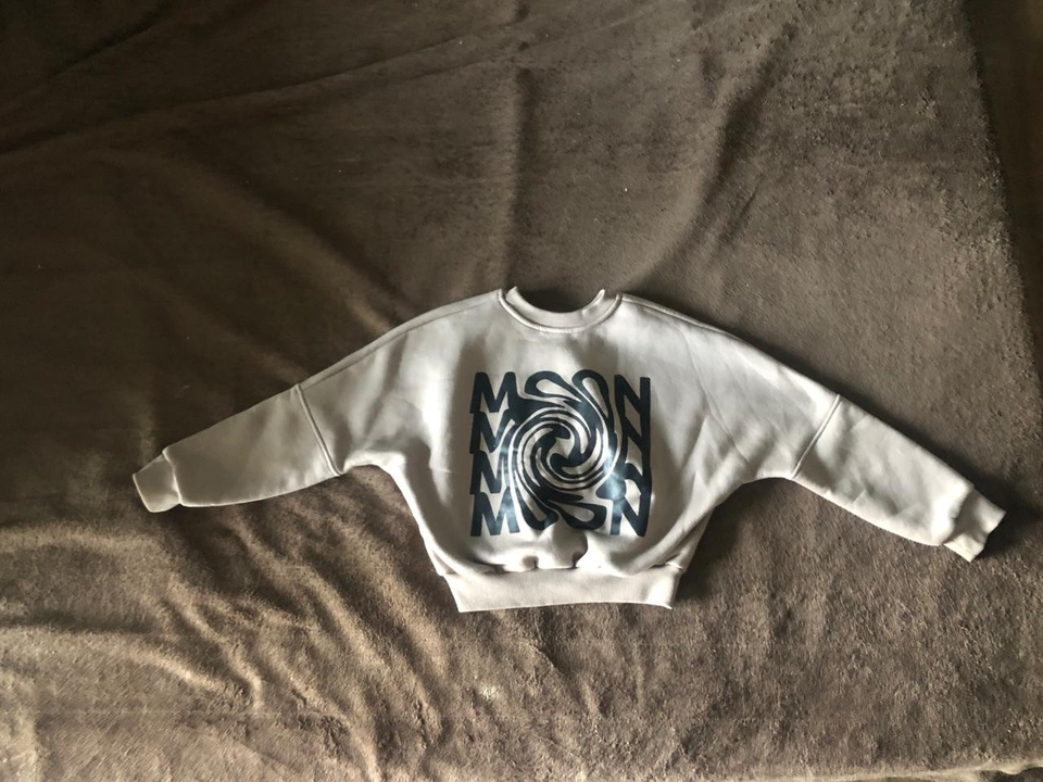 SherySheff  Girls Long Sleeved Pulover - $27.71
