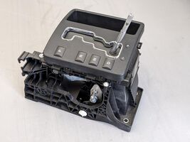 OEM 2007 Jeep Commander Sport AT 2WD Gear Shift Control Assembly - $118.79