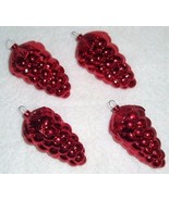 4 Vintage Bright Red Hard Plastic Grape ChristmasTree Ornaments - $285.10 MXN
