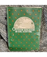 VINTAGE GIRL SCOUT PAPER BACK BOOK - $186.24 MXN
