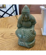 Vintage 7&quot; Chinese Celadon Glaze Figurine Of A Man Holding A Big Fish - ... - €50,79 EUR