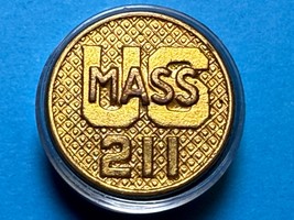 CIRCA 1926-1937, U.S. MASSACHUSETTS, 211th REGIMENT, COLLAR DISK TYPE II - $21.02 CAD