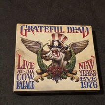 Grateful Dead Live at the Cow Palace New Years Eve 1976 - 3 CD Set w/ in... - $645.85 MXN