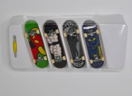 Tech Deck Toy Machine Fingerboard Skateboards ~ Vice Monster  Fists - $39.59