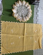 Vintage Yellow Doilies Set of 2 #15c - £9.94 GBP