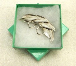 3-Leaf Silver Tone Brooch Pin, Art Deco, Vintage Fashion Jewelry, #JWL-167 - $14.65