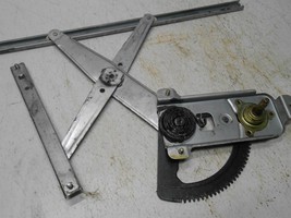 2004-2008 Chevrolet Aveo Front Left Driver Window Regulator Manual With ... - $35.99