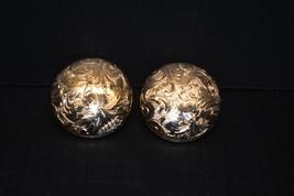 Vintage 1980s Gold Tone Floral Etched Round Button Pierced Earrings  - £13.00 GBP