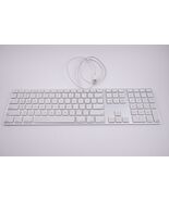Apple Model: A1243 USB Wired Aluminum Keyboard with 2 USB Ports - $186.31 MXN