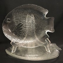 Vintage Clear Embossed Glass Fish Shaped Dinner Plates 10-1/4&quot; x 8-1/2&quot; Set of 3 - £21.91 GBP