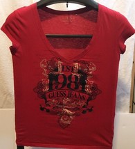 Guess Jeans Women&#39;s T-Shirt Est 1981 Cap Sleeves N Neck SP Red Black Gol... - £15.48 GBP