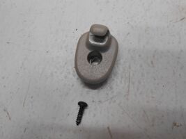 2005 Jeep Liberty Sun Visor Sunvisor Clip Left Or Right With Screw 1102549 - $21.99