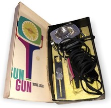 Sylvania Sun Gun Movie Light Vintage With Box (Untested) - $14.78